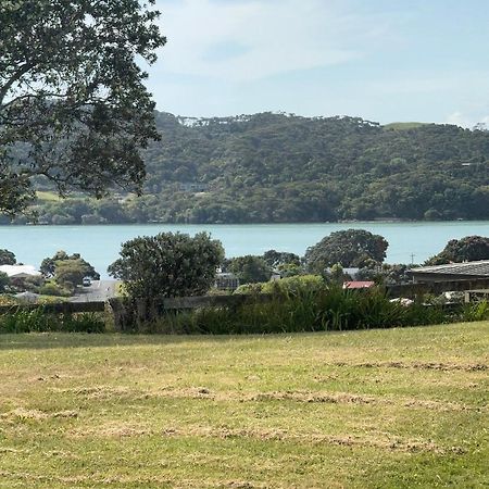Raglan Seaview Cabin Exteriör bild