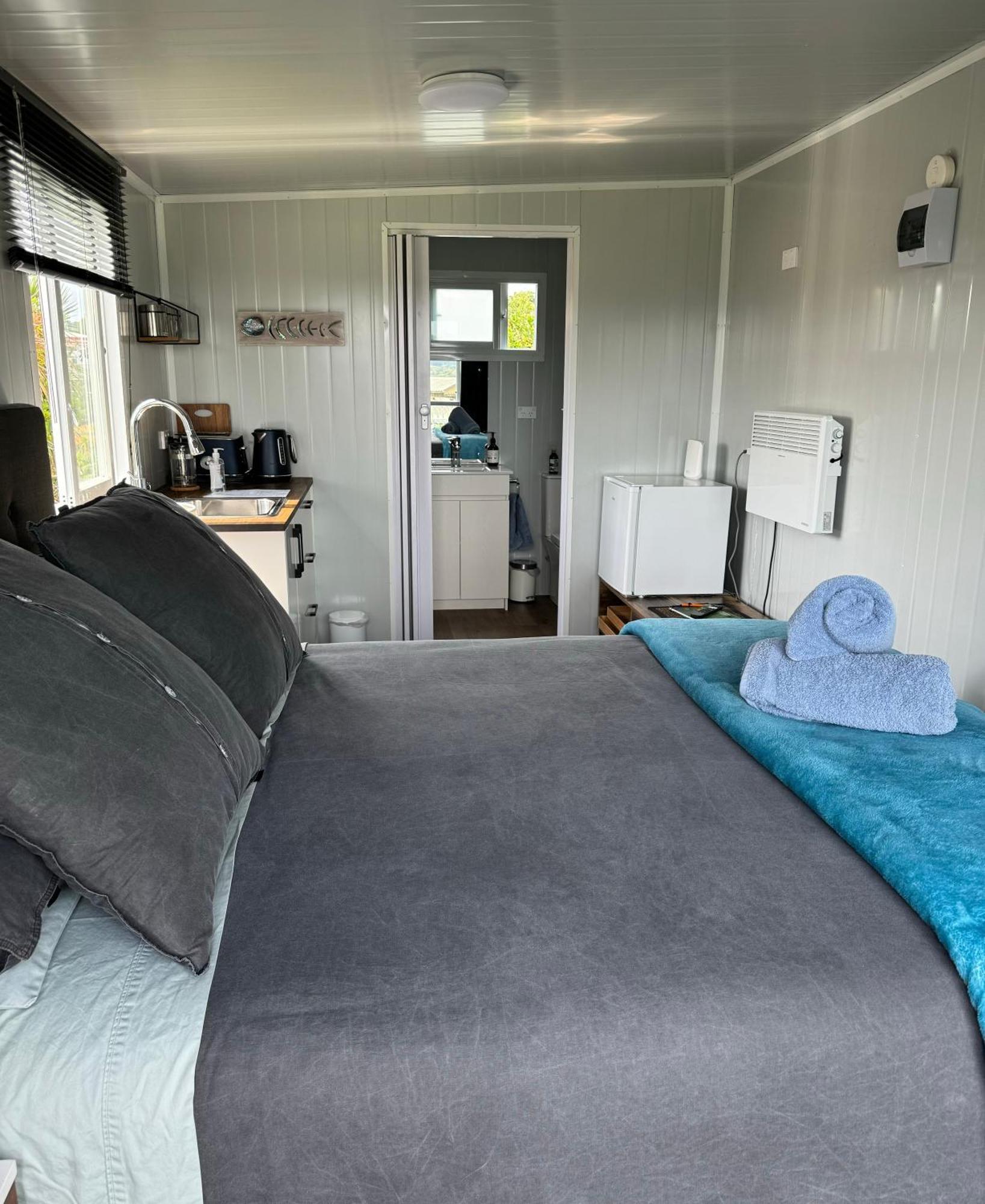 Raglan Seaview Cabin Exteriör bild